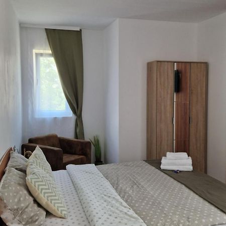 Huesca House Hotel Turda Luaran gambar
