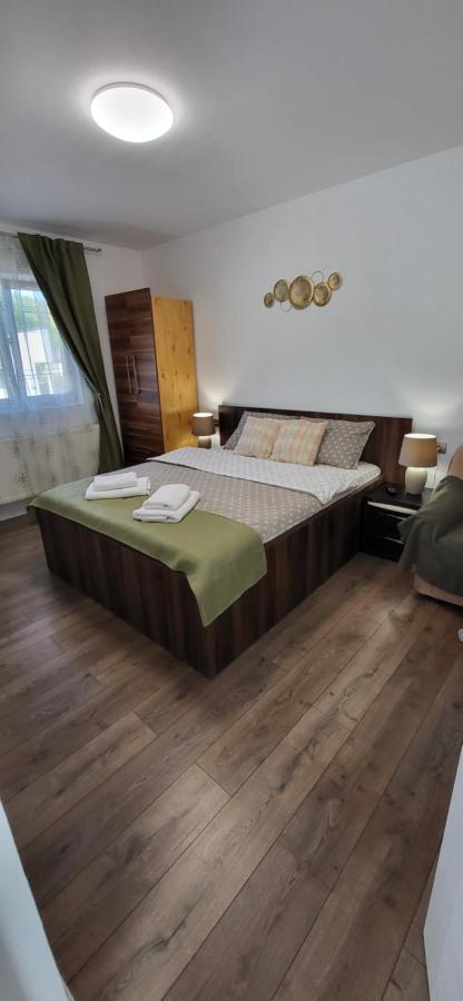 Huesca House Hotel Turda Luaran gambar