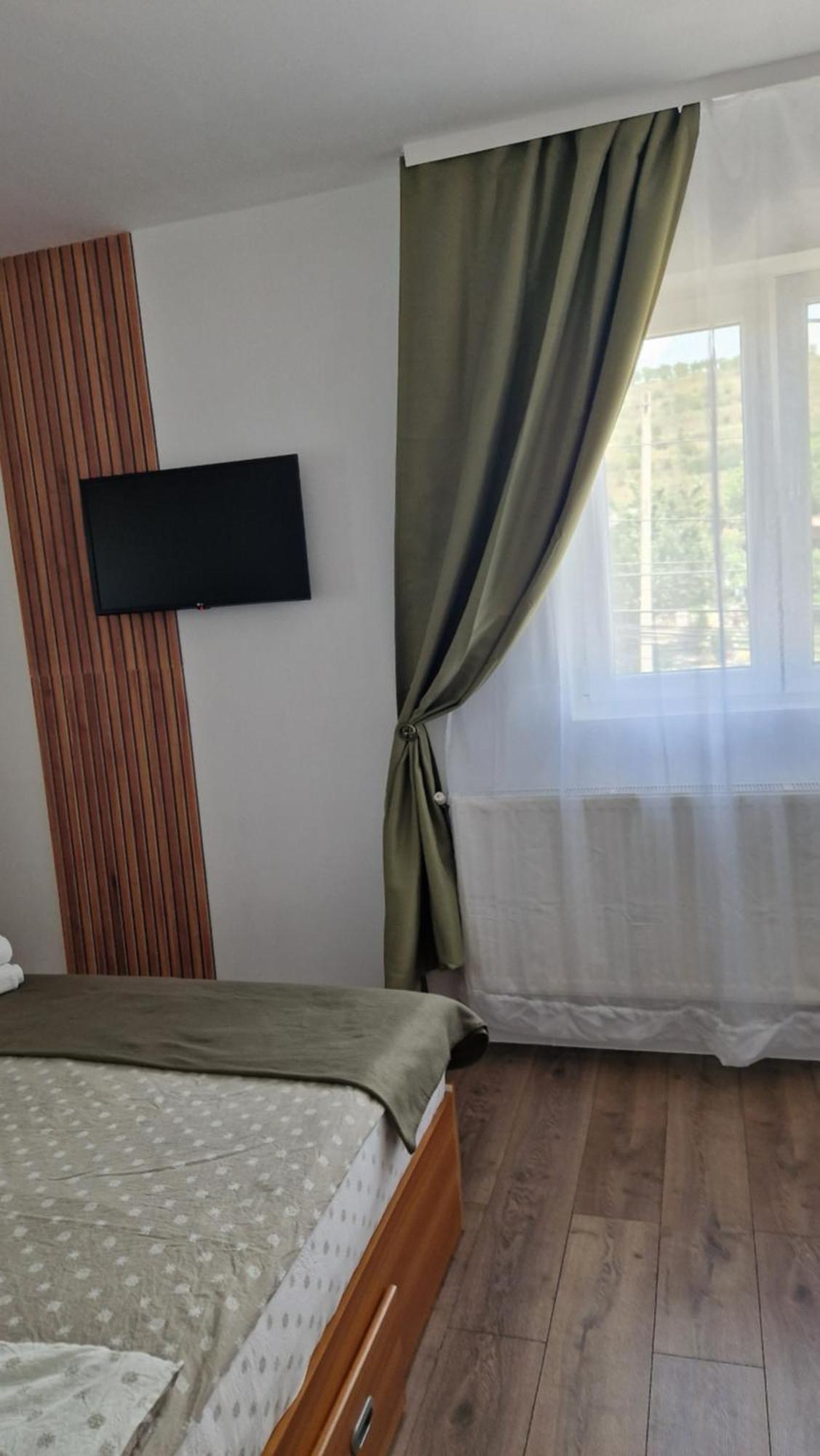 Huesca House Hotel Turda Luaran gambar